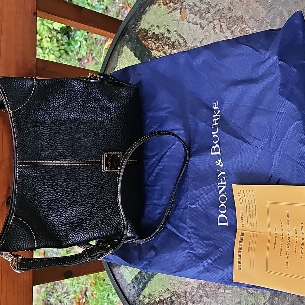 😍Dooney & Bourke Black Pebble Leather Frederica Crossbody Bag😍NWOT